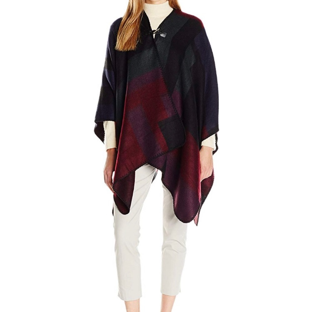 NWT Calvin Klein poncho/ruana
